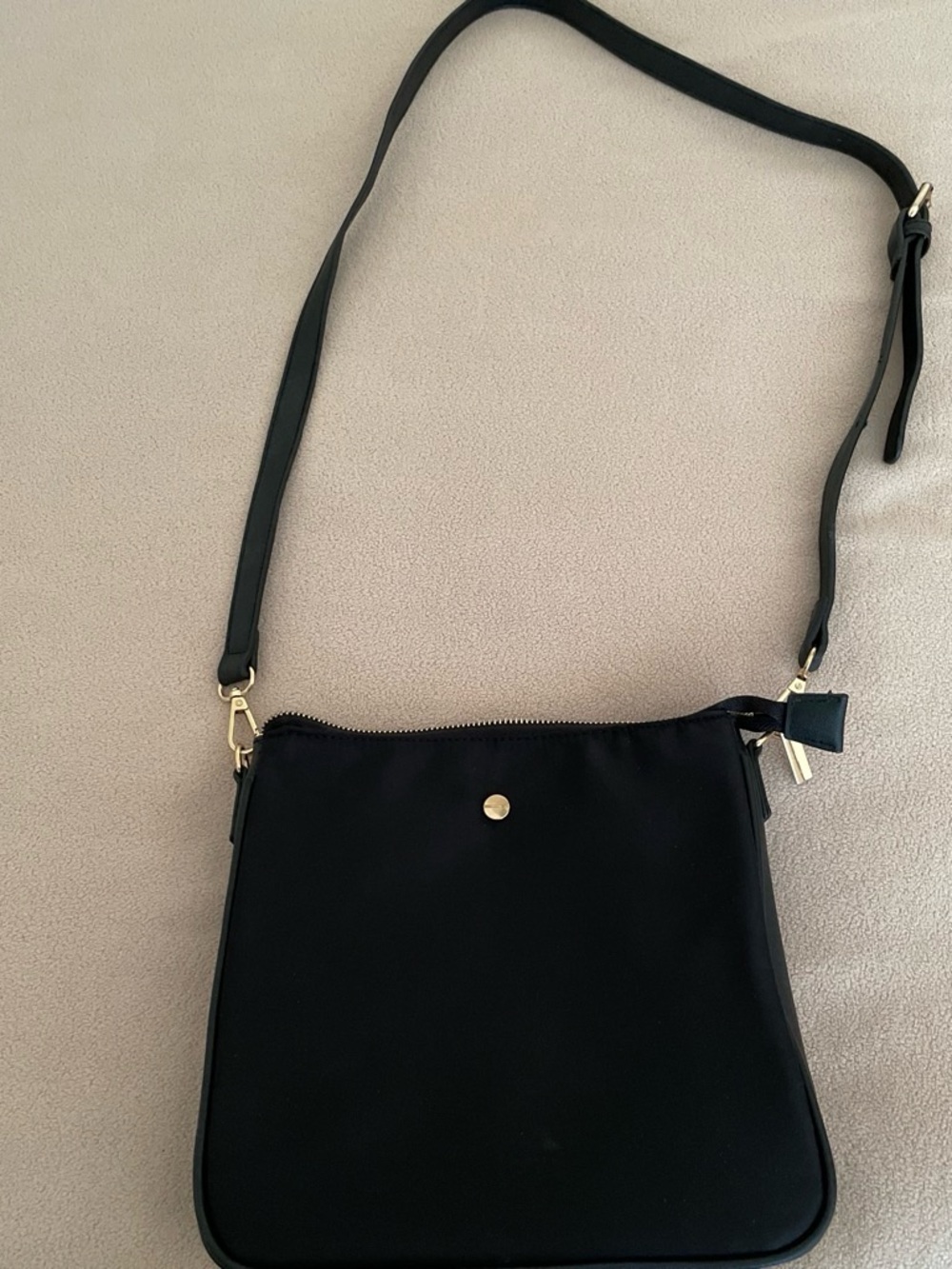 Mali + Lili black Women's Crossbody Shoulder Bag with Gold-tone Hardware.